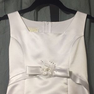 Madonna Sleeveless White Full Length Girls Dress